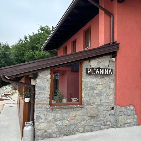 La Planina Farm stay *